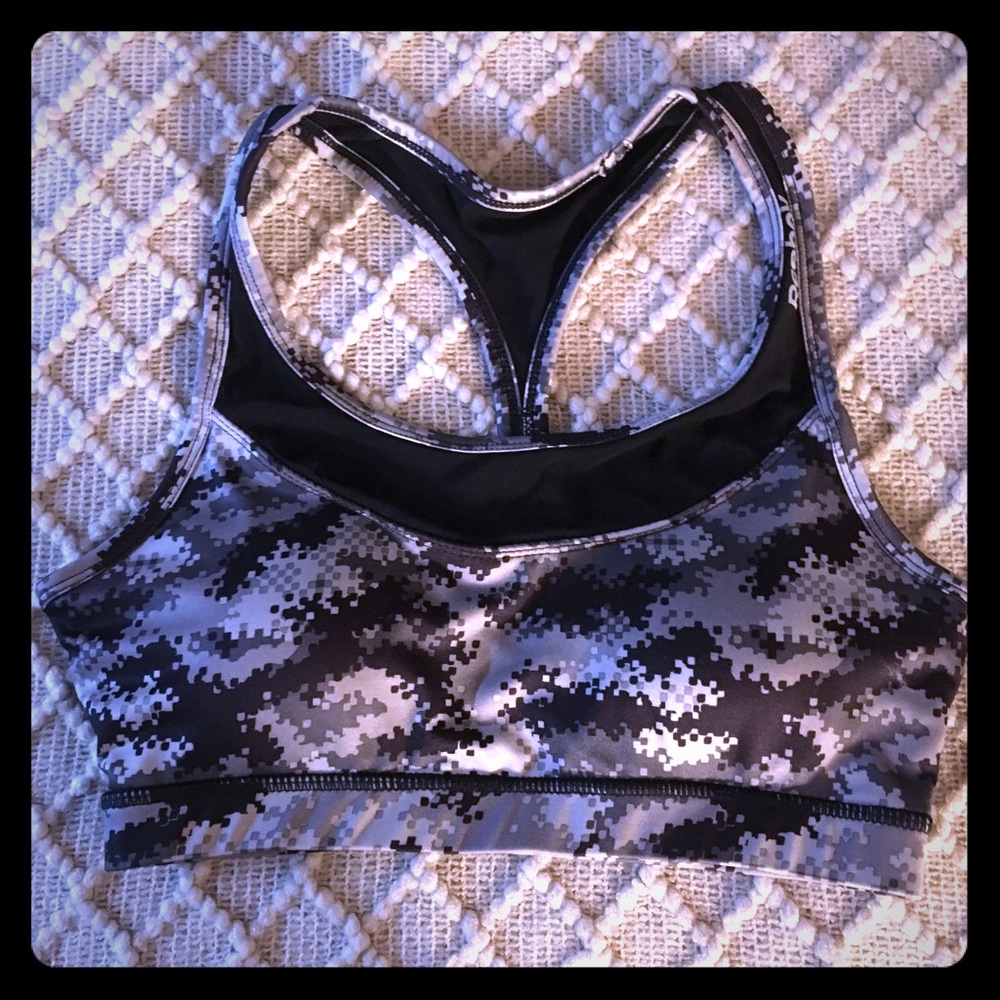 🖤✨REEBOK BLACK & GREY SPORTS BRA🖤✨